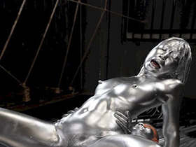 銀粉大全集 弐巻 12人のシルバーに輝く驚愕の美女たち！　サンプル画像14